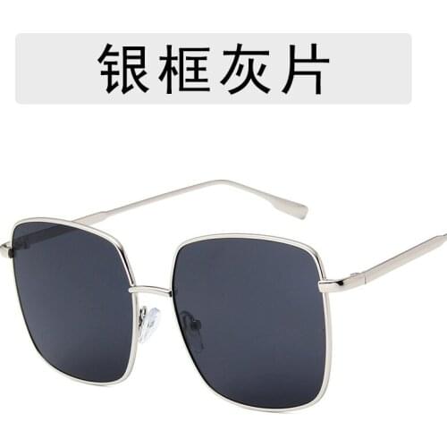 New Retro Classic Vintage Square Oversize Sunglasses Men Brand Designer Sun Glasses Women Metal Frame Black lens Eyewear UV400