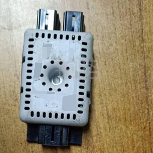 Car anti-interference filter 2018-Vol ksw age nTo ura nGo lfT ayr onN ewL avi daT har uBo raT era mon te-T haru filter assembly