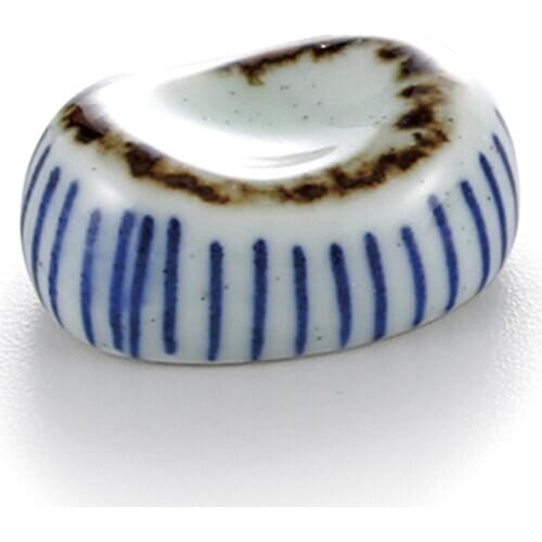 1Pc Hand Painted Ceramic Chopsticks Holder Kitchen Tableware Chopsticks Rack Spoon Table Chopstick Rest