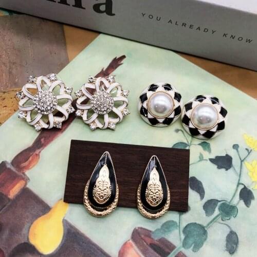 Enamel Stud Earrings Rhinestone Flower Round Teardrop Personality Jewelry For Womens Party Wedding Brincos