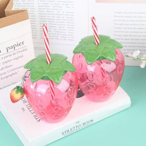 Summer cartoon kawaii strawberry straw cup plastic cup lovely girl milk tea coffee cup student portable water cup water bottle