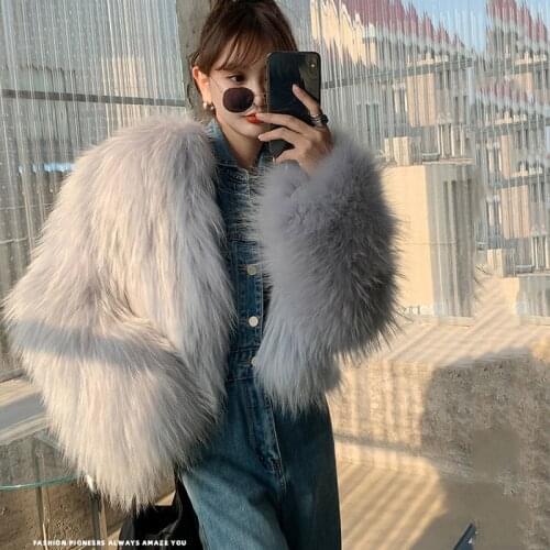 2021 Autumn And Winter New Lady Mink Jacket, Raccoon Hair Woven Fur Coat Women Short Long Sleeve Autumn And Winter V-Neck Thick