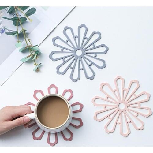 1PCS Coaster Non-Slip Flower Shape Rubber Hollow out Design Coaster For Dining Table Coffee Cup Mats Tableware Home Decor