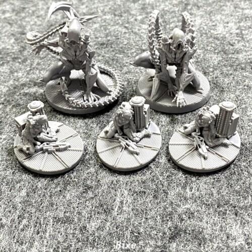 3PCS/Set Adrestia Alien Miniature Nemesis Lords of Hellas Board Game Role Playing Figure 3 Style Stand Posture Toys
