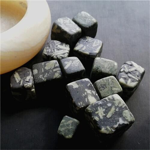 Bamboo Leaf Green Tumbled Stone Crystal Healing Specimen Minerals Home Aquarium Decoration