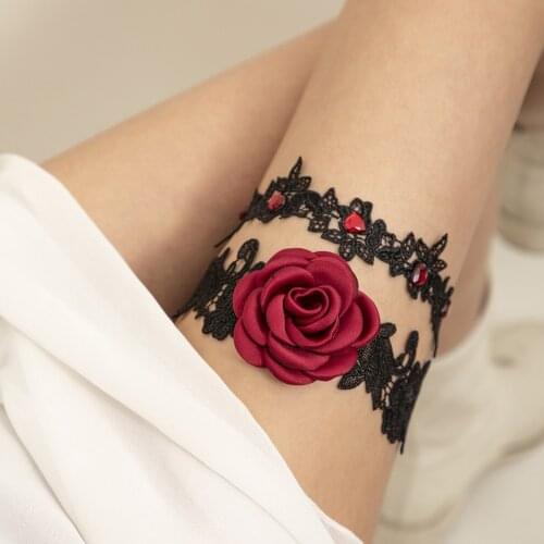 New Fashion Cool Stereo Flower Cut Europe and Sexy Lace Thigh Chain Contracted Double Lace Body Chains Wedding Party Gift 2021