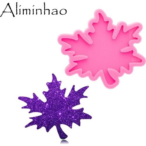 DY0758 Super Glossy 4.3inch Maple leaf Coasters Mold, Geode Coaster Agate Resin Mold, Silicone Mould for DIY Epoxy Crafting
