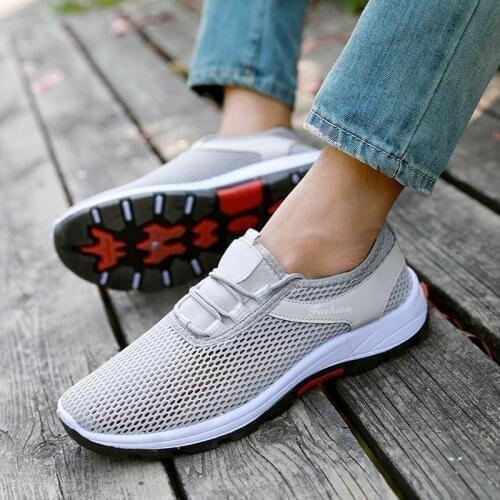 Men Shoes Fashion Hollow Breathable Lightweight Sneakers Male Casual Shoes Macho Tenis Masculino Trainers Solid Spring Autumn