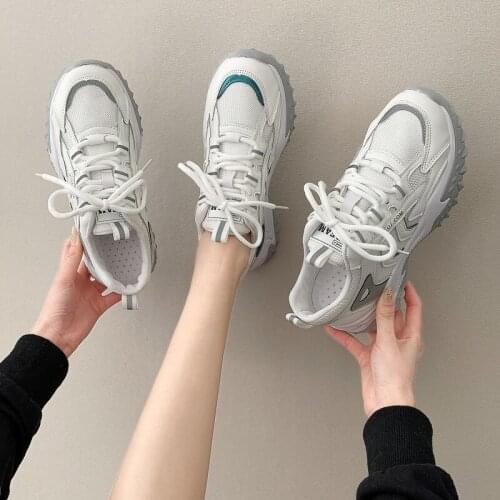 2021 Womens Spring and Autumn New Mesh Korean Casual Sneakers with Thick Soles, Comfortable and Breathable Fashion. Sneakers