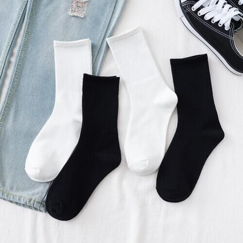 Casual Solid Black White Long Socks for Women Men Unisex Harajuku Streetwear Hip Hop Skateboard Crew Socks for Christmas Gifts