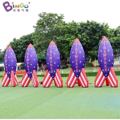 Customized 4m height giant inflatable fireworks rockets / large inflatable rocket replica for decoration toys