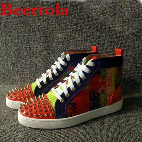 Hot Flowing Mixed Color Men Shoes Patent Leather High Top Lace Up Hip Hop Style Flats Shoes Men Spikes Casual Chaussures Hommes