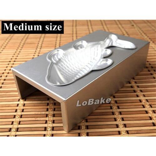 Medium size fish Shape animal aluminium alloy metal molds bread mousse cake 3d mold tin with holder frame stand for cake tools