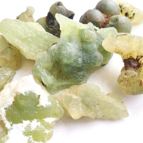 100g Mineral Specimens Natural Grape Stone Green Prehnite Silicate Minerals Home Decoration Jewelry Processing