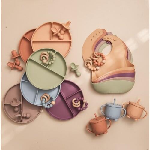 Baby Feeding Set BPA Free Food Grade Baby Silicone Bib Fork Spoon Plate Feeding Cup Bracelet Baby Feeding Newborn Supplies