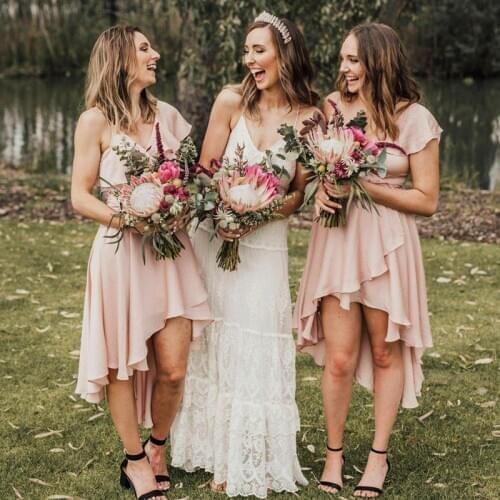 Chic A Line V-Neck Knee Length Country Bridesmaids Dresses 2019 Asymmetrical Hem Chiffon Short Prom Party Dress for Wedding