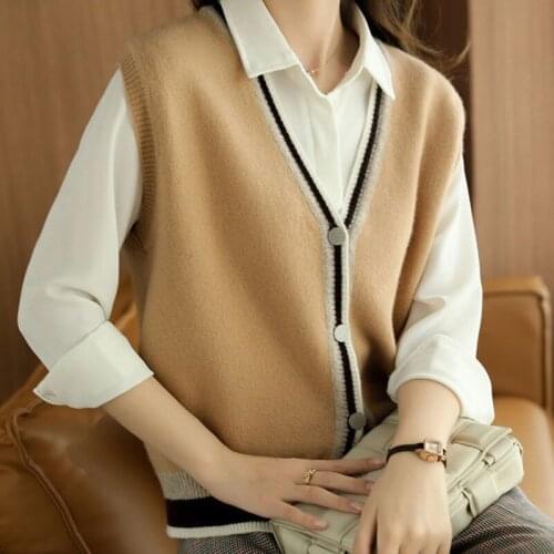 2021 spring and autumn new fashion wild knit single-breasted cardigan vest sweater women sleeveless v-neck casual top