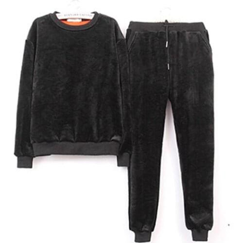 2020 Autumn And Winter New Plus Velvet Thick Gold Velvet Leisure Sports Suit Womens Round Neck Slimming Sweater Two-piece Trend