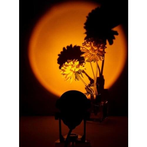 LED Rainbow Sunset Light Sunset Projection Night Light Photo Atmosphere Lamp Decor Projector Lamp For Bedroom Bar Decor Light