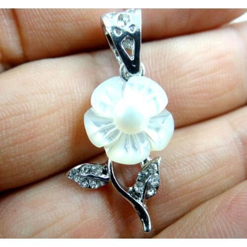 30*16MM Beautiful Abalone Shell carved the of flower PENDANT necklace D39