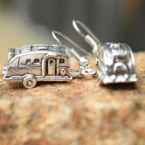 1 Pair of Lovely Camper Earrings, I Love Camping Holiday Travel Commemorative Gift, Fashion Creative Earrings for Women