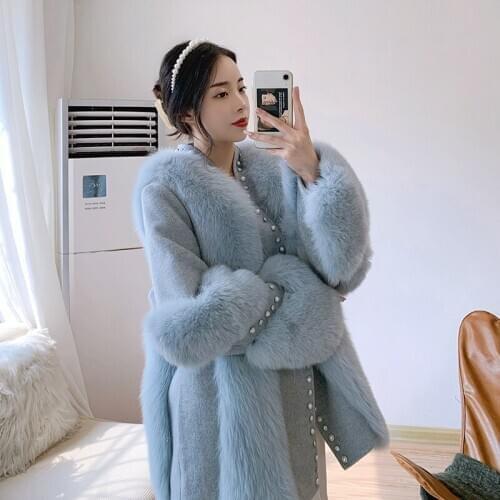 Ladies Winter Jackets Real Fox Fur Patchwork Coat with Rivets Multicolor Womens Thickening Warm Cardigan