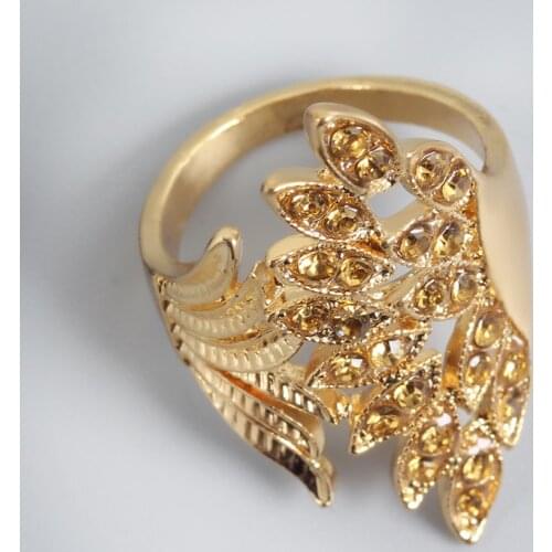 Micro Inlaid Zircon Ring Orange Zircon Leaf Goldfish Tail Ring Fashion Womens Party Engagement Ring Female Simple Jewelry