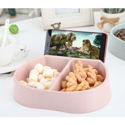 Multifunction Ladybug Shape Lazy Snack Bowl Plastic Snack Storage Box Bowl Lazy Fruit Melon Seeds Plate Bowl with Phone Holder
