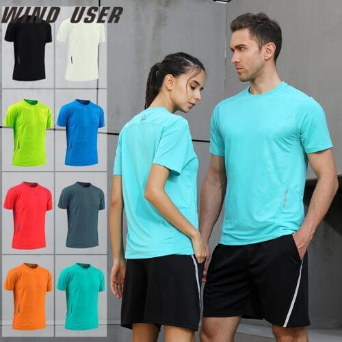 Wind user Hiking T-shirts