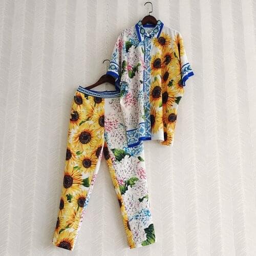 Summer 2021 New designer womens floral print short sleeves Shirts+pencil pants two piece set C702