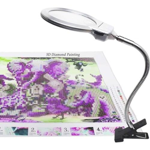 Hot Sale LED Light with 2.5X & 5X Magnifiers for Diamond Painting Tools LED Light with Clip Diamond Embroidery Accessories Lamp