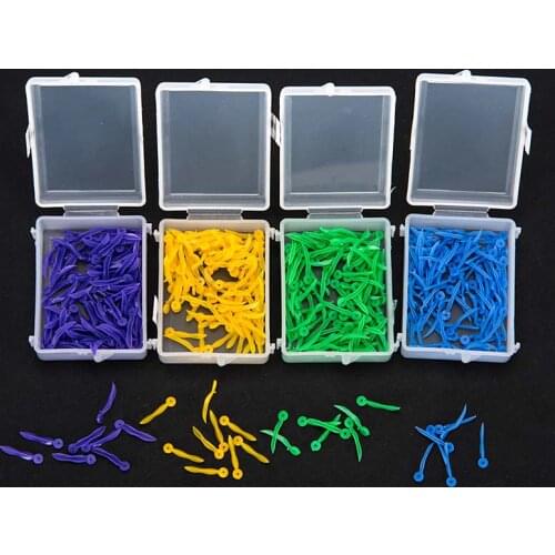 100pcs Medical Disposable Plastic Dental Wedges with Hole Arc Concave Design Diastema Wedges With End Circular Hole Dentist Tool