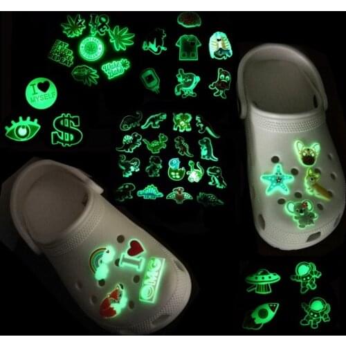 5-26pcs Animals PVC Glowing Shoe Charms Decorations Medical Accessories Fluorescence Dog Fox Rainbow JIBZ Letters Ornaments