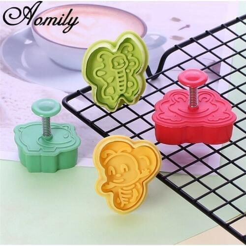 Aomily 4pcs/Set DIY Cartoon Frog Hippo Bee Butterfly Baking Mould Biscuit Cookie Cutter Stamps Mold Chocolate Fondant Cake Tools