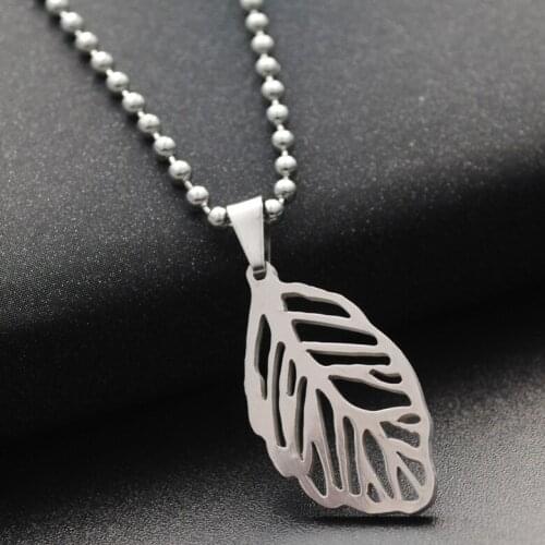 Gift Stainless steel hollow leaf plant leaves maple leaves fallen leaves Flower lucky necklace jewelry like angel feathers gift