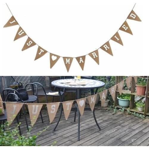 Hot JUST MARRIED Burlap banner Wedding Photo Props Vintage Jute Burlap Bunting Pennant Wedding Hen Party Decoration Supplies