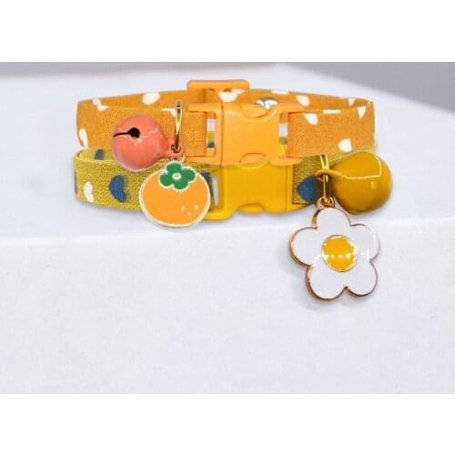 New Flower Pendant Print Pet Dog Cat Collar Cute Dog Neck Ring Strap with Bell Adjustable Dog Neck Ring for Small Dogs Cats