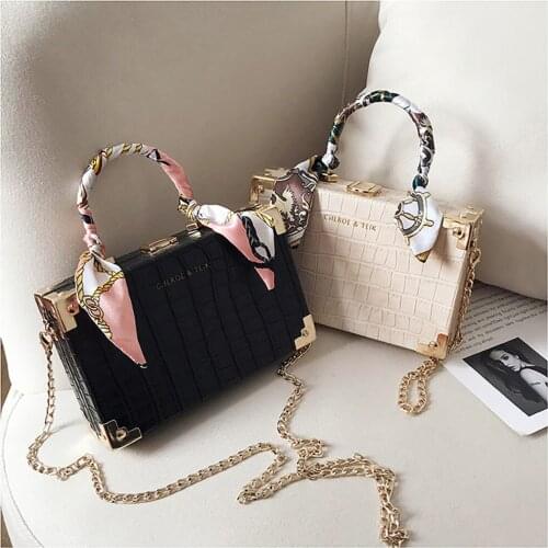 Ladies Fashion Sling Bag 2021 New Arrival Retro Crocodile Pattern Women Scarves Square Handbag Casual Chain Shoulder Bag