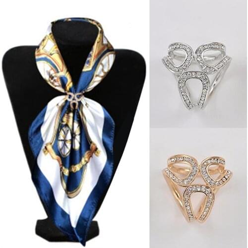 1 Pcs Women Brooch Simple Round Brooches Scarf Buckle Accessories Brooch Pin Shawl Scarves Scarf Buckle Clips Women Jewelry