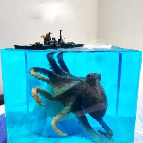 Handmade Marine Ocean Octopus Warship Ship Crystal Resin Decoration Car Creative Gifts