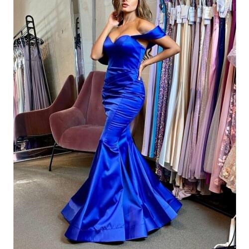 Long Off Shoulder Mermaid Satin Evening Dresses with Train Royal Blue Pleated Abendkleider Robes de Soirée for Women
