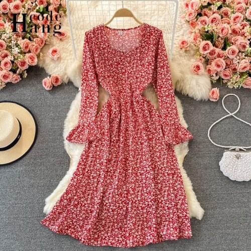 HangCode Chic Elegant Square Collar Long Dress Women Floral Print Flare Sleeve Vintage Dress 2021 French Fashion Party Vestidos