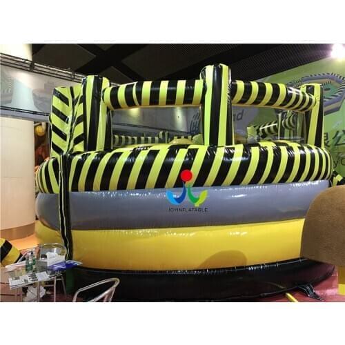Customized Challenge Inflatable Meltdown Game With Rotative Machine