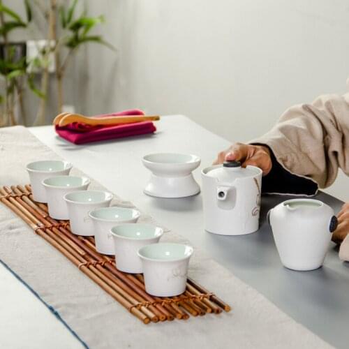 9Pcs/Set Kung Fu Tea Set Tea Utensils High Temperature Firing Tea Cups Tea Pot Tea Strainer Flower Black Tea Kettle Teaware