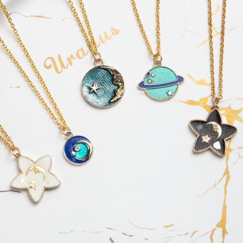 Romantic Sweet Cute Star And Moon Shape Pendant Necklaces For Women And Children Christmas Presents Neck Ornaments Accessories