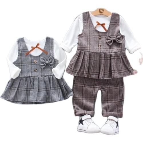 2020New girl fashion vest spring and autumn lattice long-sleeved three-piece suit 0-4 years old baby clothes children Korean set