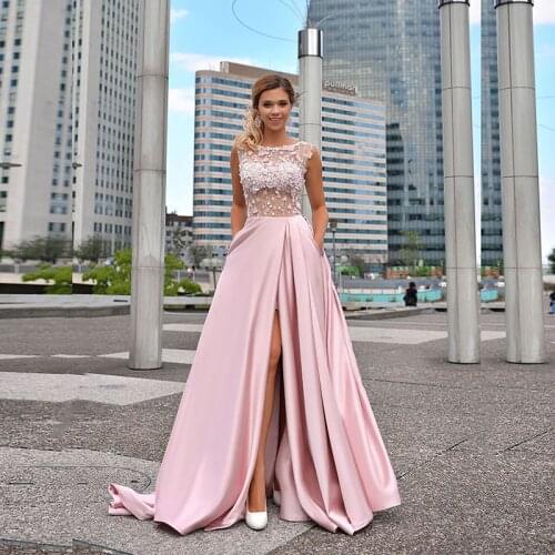 On Sale Lovely Pink Front Slit Prom Party Dresses Sleeveless Illusion Top with Florals Wedding Guest Gowns Buttons Sweep Train