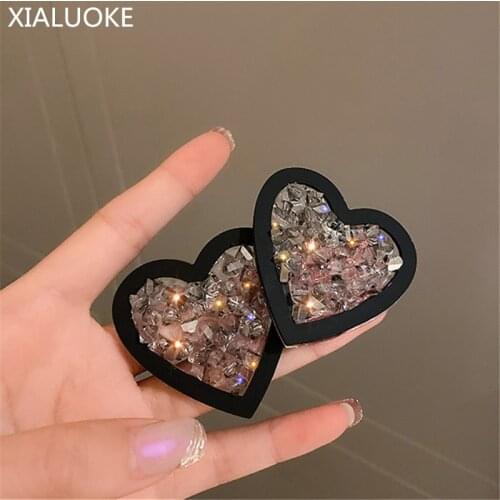 XIALUOKE Vintage Hyperbole Irregular Glass Black Heart-shaped Stud Earrings For Woman Luxury Party Unusual Earrings Fashion Gift