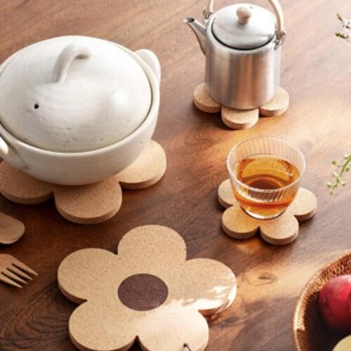 New Potholder Flower Shape Cork Coaster Kitchen Heat Insulation Cup Pads Placemat Nordic Simple Kitchen Anti-scalding Pad
