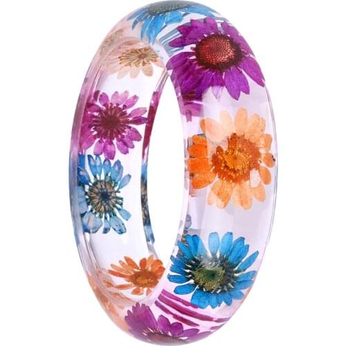 Handmade Lucite Plastic Dried Flowers Incased Womens Charm Bracelet Bangle